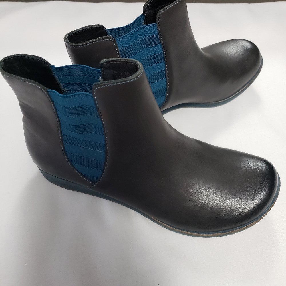 Korks Original Booties